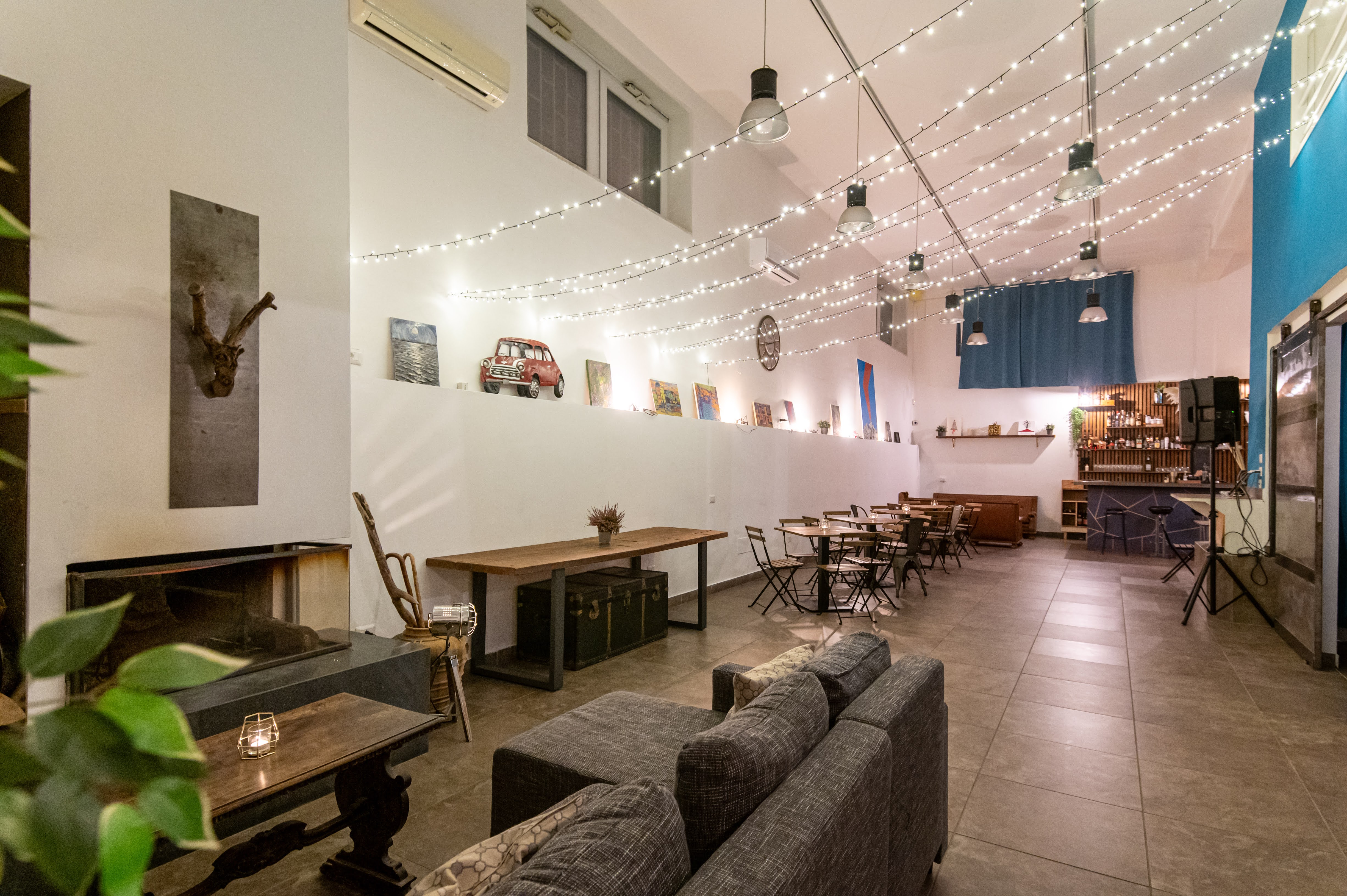 Location esclusiva per eventi aziendali a Napoli - Spazio multifunzionale per meeting e cene