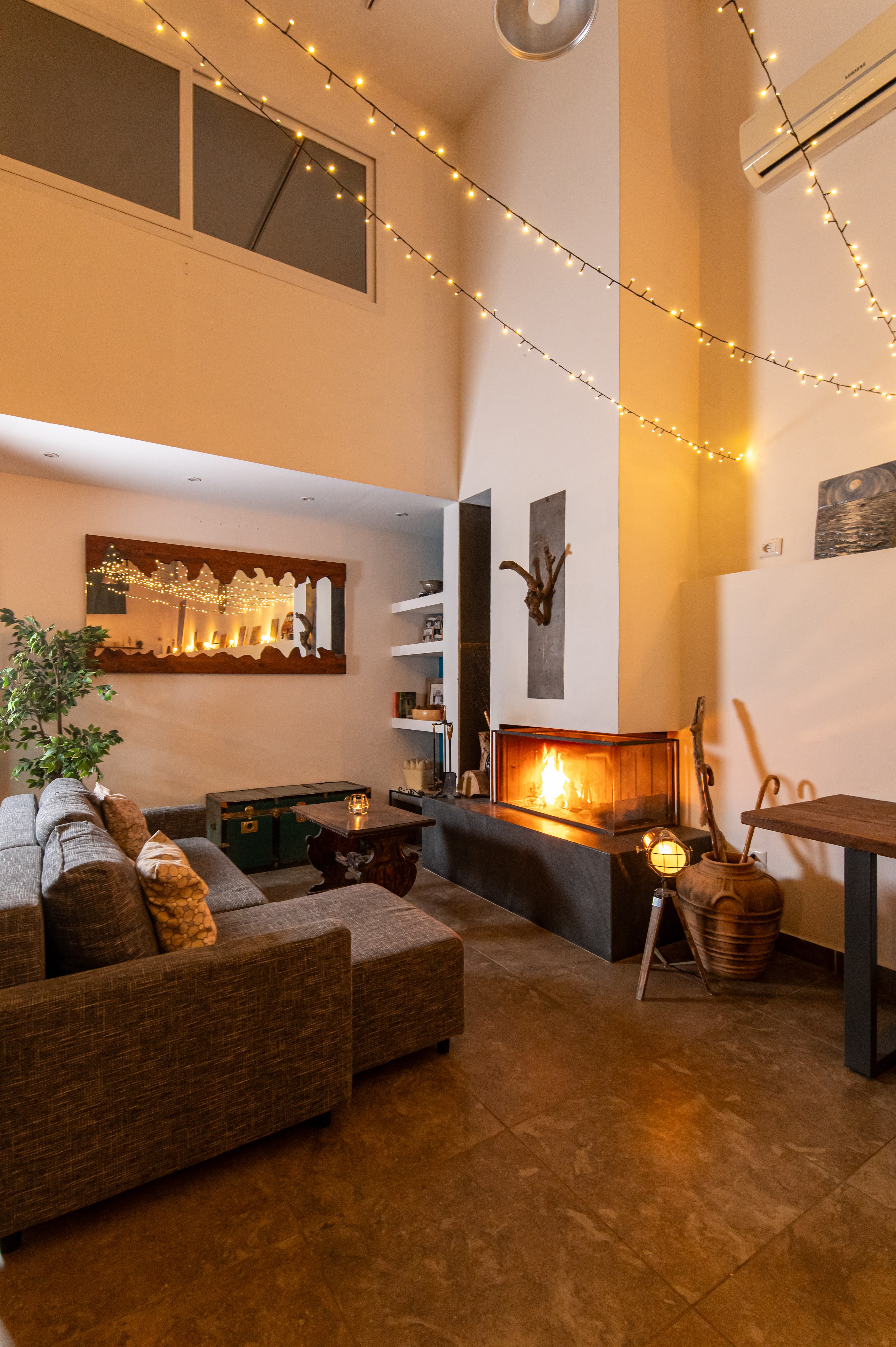 Sala per feste di laurea e compleanni tra Napoli e Pozzuoli - Spazio accogliente e raffinato